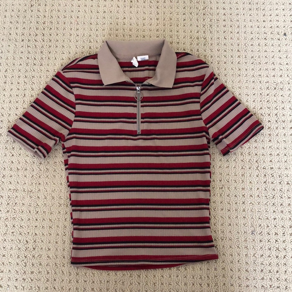Collared Quarter Zip Top